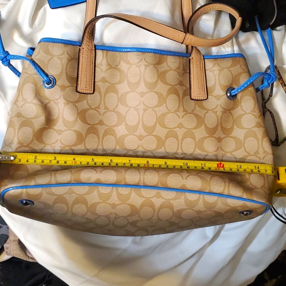 Coach Handbag ๐ - Picture 10 of 15